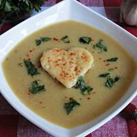 Cebulowa zupa krem/gorący kubek