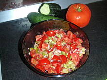 Fot. anekbu, Szybka surówka z pomidorów