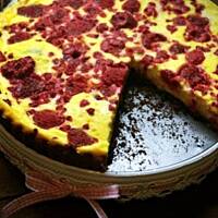 Tarta sernikowa z malinami