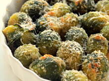 Fot. Barb82, Czosnkowa brukselka z parmezanem i bułką tartą