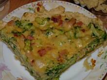 Fot. Anna Z, Tarta z brokułem i boczkiem