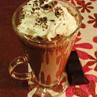 Gorąca czekolada cynamonowa