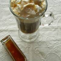 Kawa z syropem irish cream