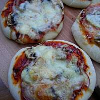 Pizzerinki z trzema serami