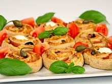 Fot. Wkn, Ślimaczki drożdżowe musztardowo-oliwkowe