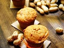 Fot. APM, Orzechowe babeczki z czekoladą i bananem