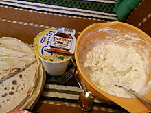 Fot. rodzyneczka, Serowy farsz naleśnikowy