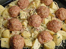 Fot. magdalena73, Ziemniaki zapiekane z pulpecikami