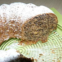 Babka z orzechami włoskimi