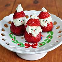 Mikołaje z truskawek
