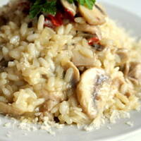 Risotto z kurczakiem i pieczarkami