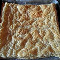 Ciasto francuskie z szynka i serem topionym