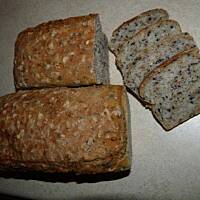 Chleb z ziarnami