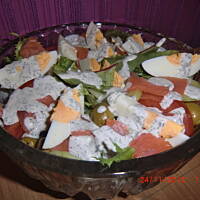 Sałatka z łososiem