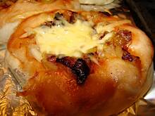 Fot. Izkaiza, Cebularz lub pizzerina