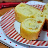 Drożdżówki z marcepanem i bakaliami