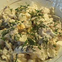 Szybka sałatka śledziowa