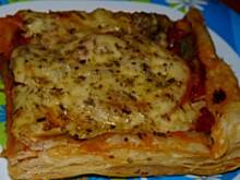 Fot. Anna Z, Pizza na cieście francuskim