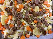 Fot. Konradek, Karczek pieczony z jabłkami i ziemniakami