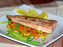 Fot. evita0007, Pstrąg łososiowy na warzywach