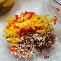 Pieczarki nadziewane