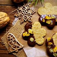 Ciasteczka orzechowo pomarańczowe z czekoladą