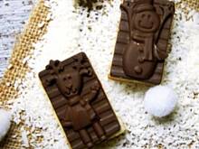 Fot. APM, Ciasteczka z kremem kokosowym i czekoladowymi tabliczkami