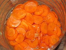 Fot. mika67, Kiszona marchewka ze słoika do obiadu