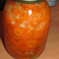 Kiszona marchewka ze słoika do obiadu