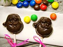 Fot. APM, Mikołajowe lizaki z M&M's