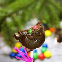 Mikołajowe lizaki z M&M's