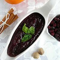 Domowa żurawina do mięs, wędlin i serów