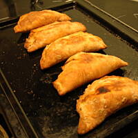 calzone z kapustką i grzybami