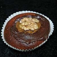 muffinki sernikowe z bakaliami, czekoladą i kajmakiem