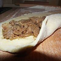 Paszteciki z kapustą i grzybami.