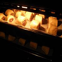 Paszteciki z kapustą i grzybami.