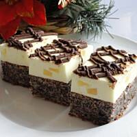 Makowiec z masą serową i ananasami