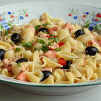 Prosty makaron z łososiem