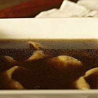 Wigilijny, grzybowy barszcz z uszkami