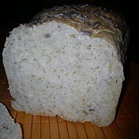 Chleb tostowy z otrębami i słonecznikiem