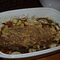 Schab z dzika z jarzynami i rumem