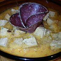 Zupa krem z papryki i salami