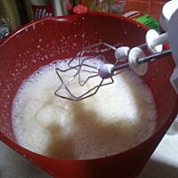 lody różne smaki: "Milka", czekoladowe, truskawkowe itd.