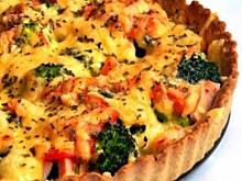 Fot. Mloda, Tarta warzywna z szynką