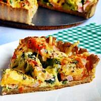 Tarta warzywna z szynką