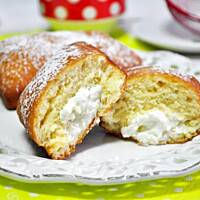 Pączki nadziewane twarożkiem
