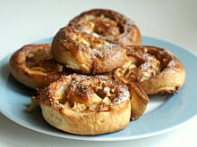 Fot. Barb82, Drożdżowe bułeczki z jabłkami