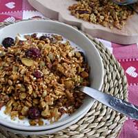 Domowa granola na bogato
