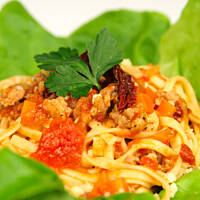 Sos bolognese z suszonymi pomidorami