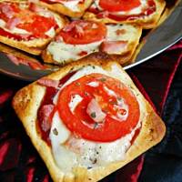 Mini pizze na krakersach